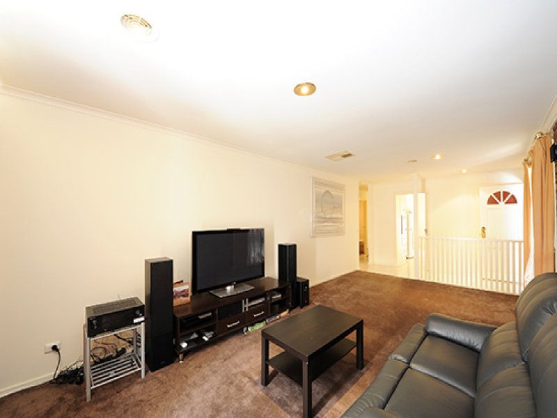 8 Kamona Court, Altona Meadows - Thumbnail 5