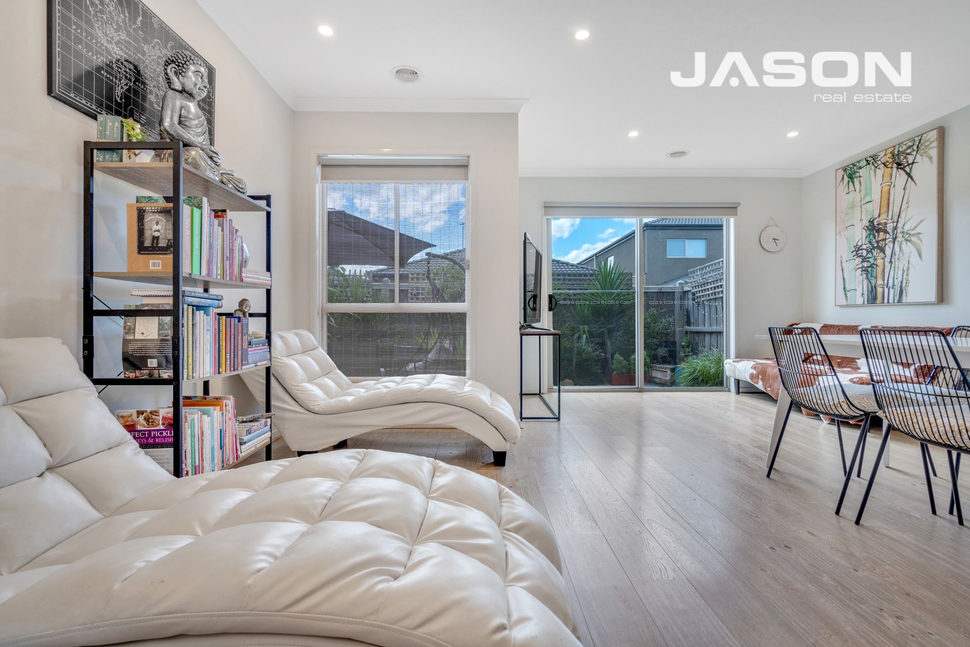 8 Coldfall Way, Mickleham Jason Real Estate