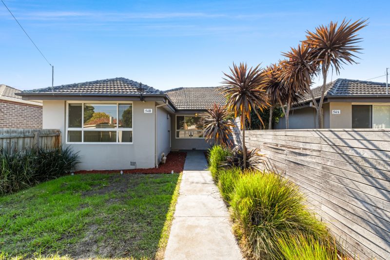 54B Barton Street, Reservoir