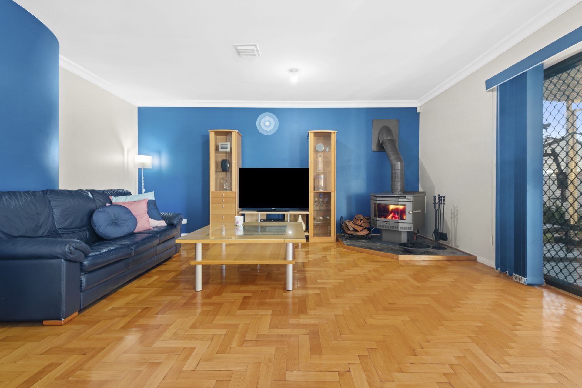 GREAT LOCATION - GREAT FAMILY HOME