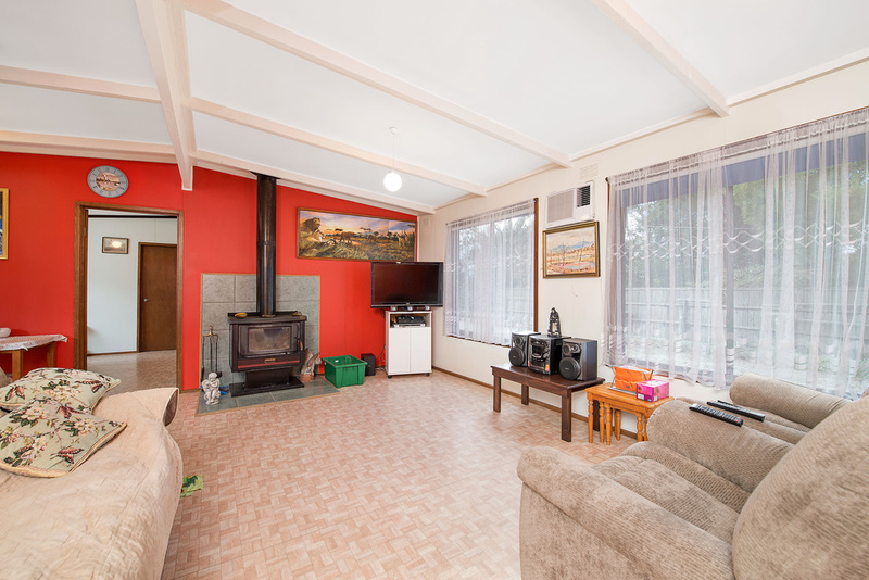 43 Montrose Avenue, Apollo Bay, VIC, Apollo Bay - Thumbnail 3