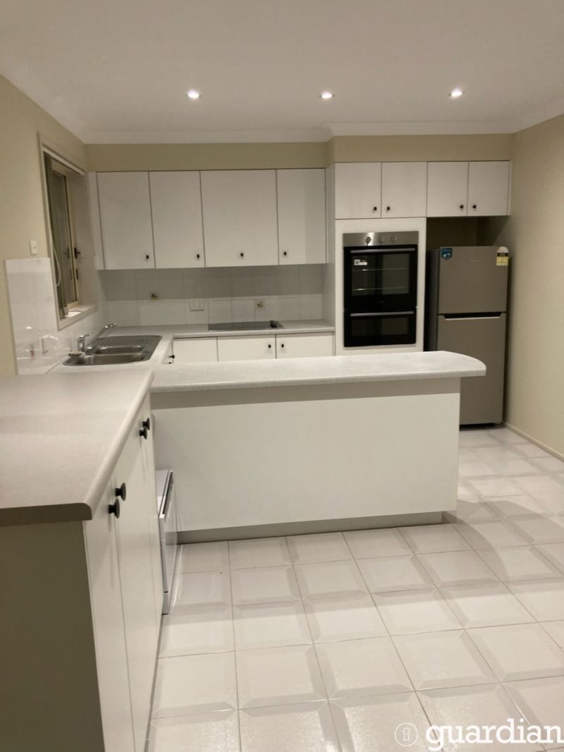 54 Fingal Avenue, Castle Hill - Thumbnail 3