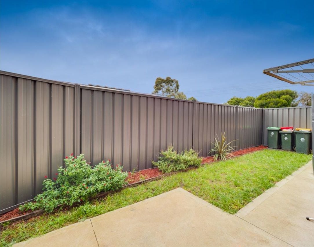 *** UNDER OFFER AWAITING PAYMENT APPLICATIONS CLOSED **
