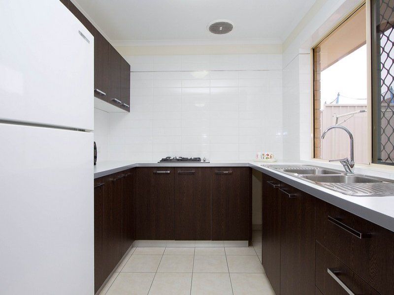 24 Bradley Grove Mitchell Park 5043