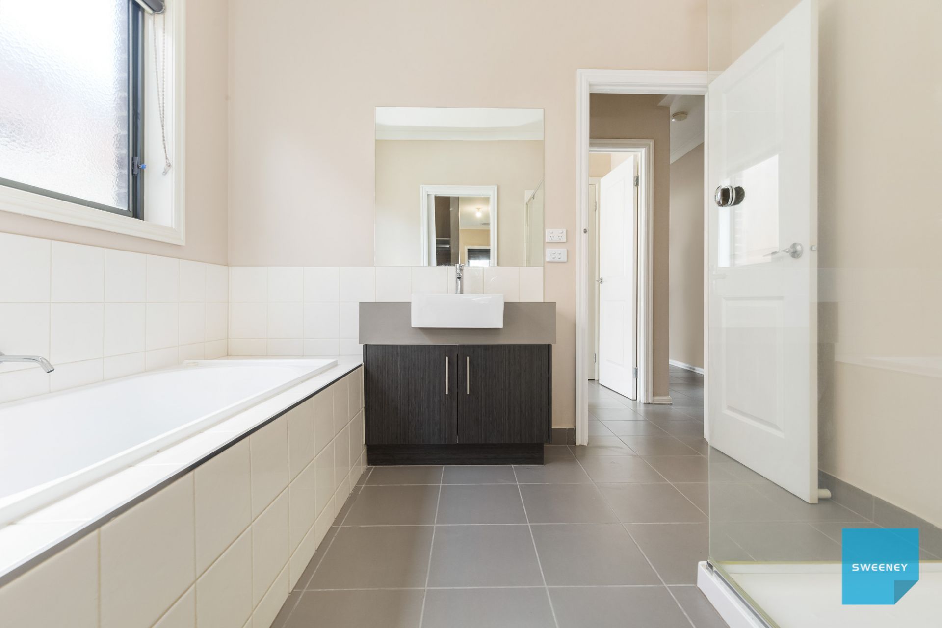 37 Daly Circuit, Caroline Springs - Thumbnail 8