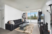 18/8 Bortfield Drive, Chiswick