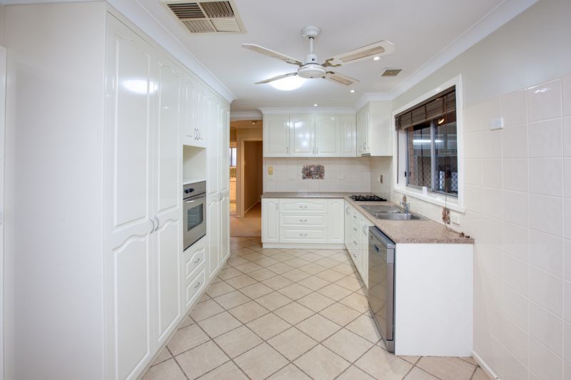 464 Kemp Street Lavington NSW, Lavington - Thumbnail 2