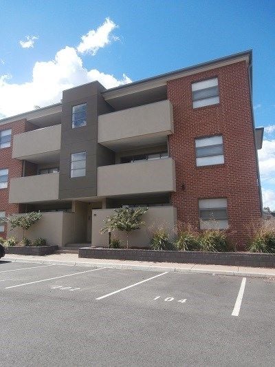 MODERN APARTMENT IN THE HEART OF MERNDA!
