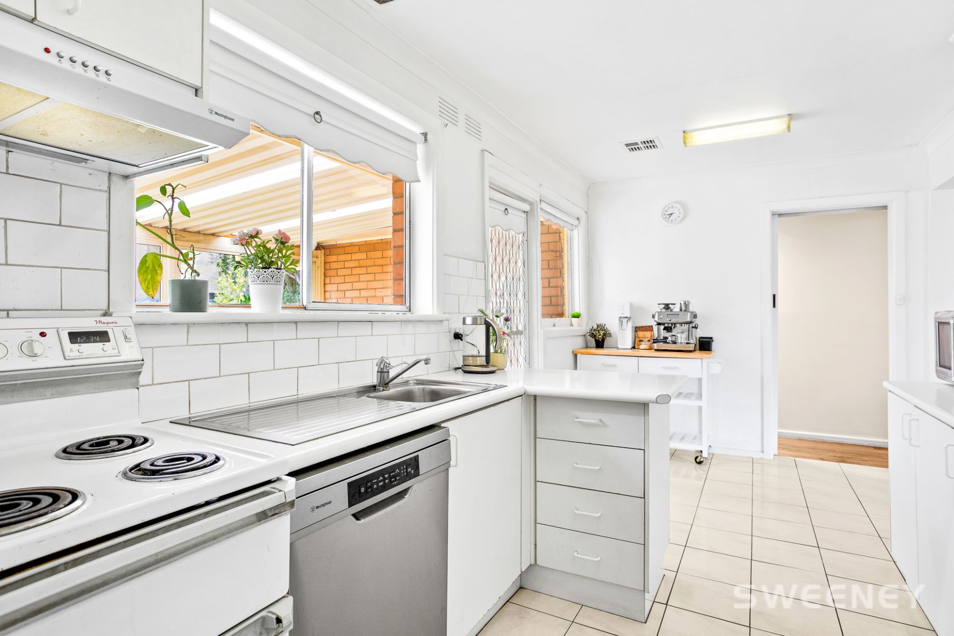 19 Lawrence Court, Altona North - Thumbnail 4