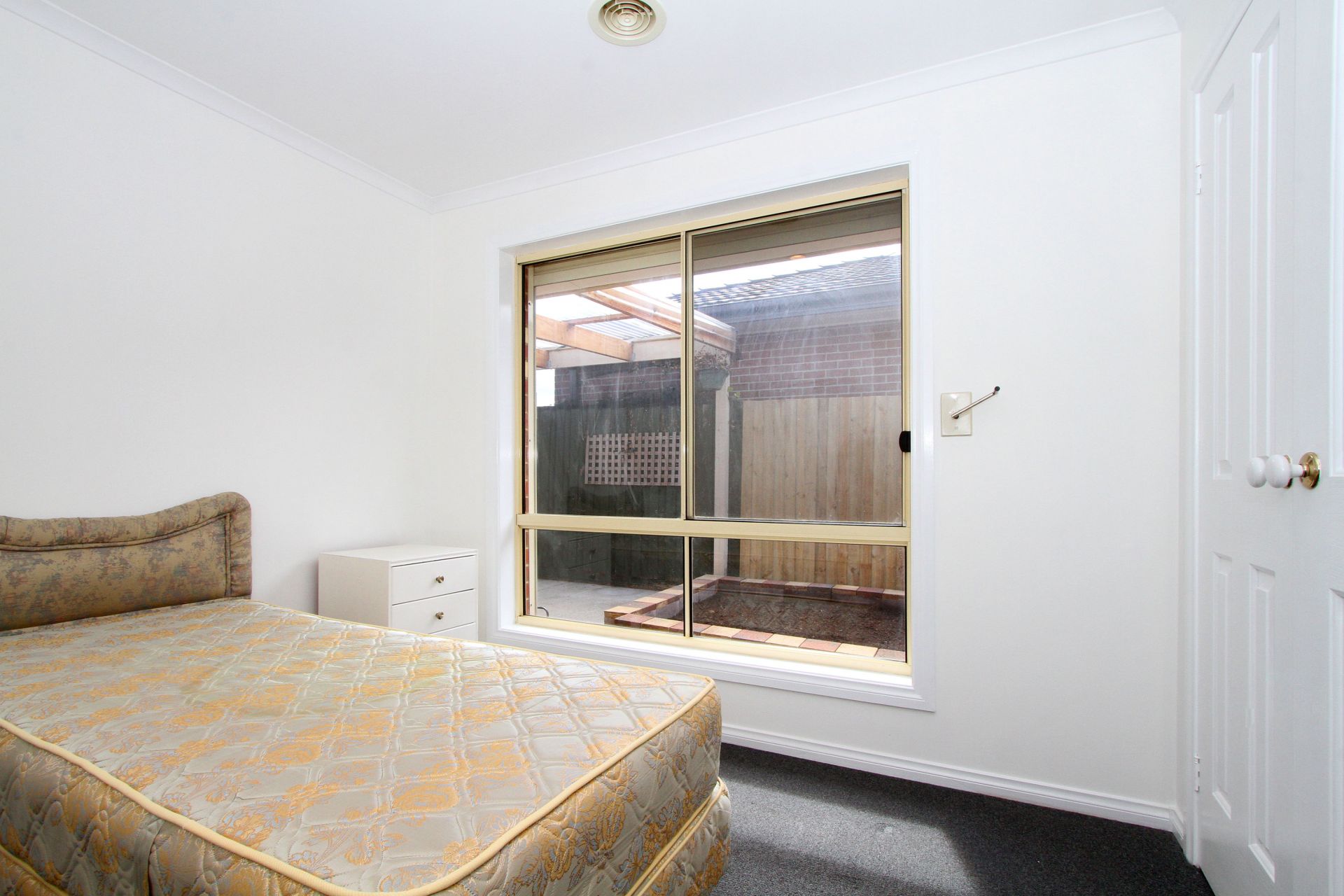 CENTRAL EPPING CHARM   *Insp Tue 11th Jul @ 4:20pm*