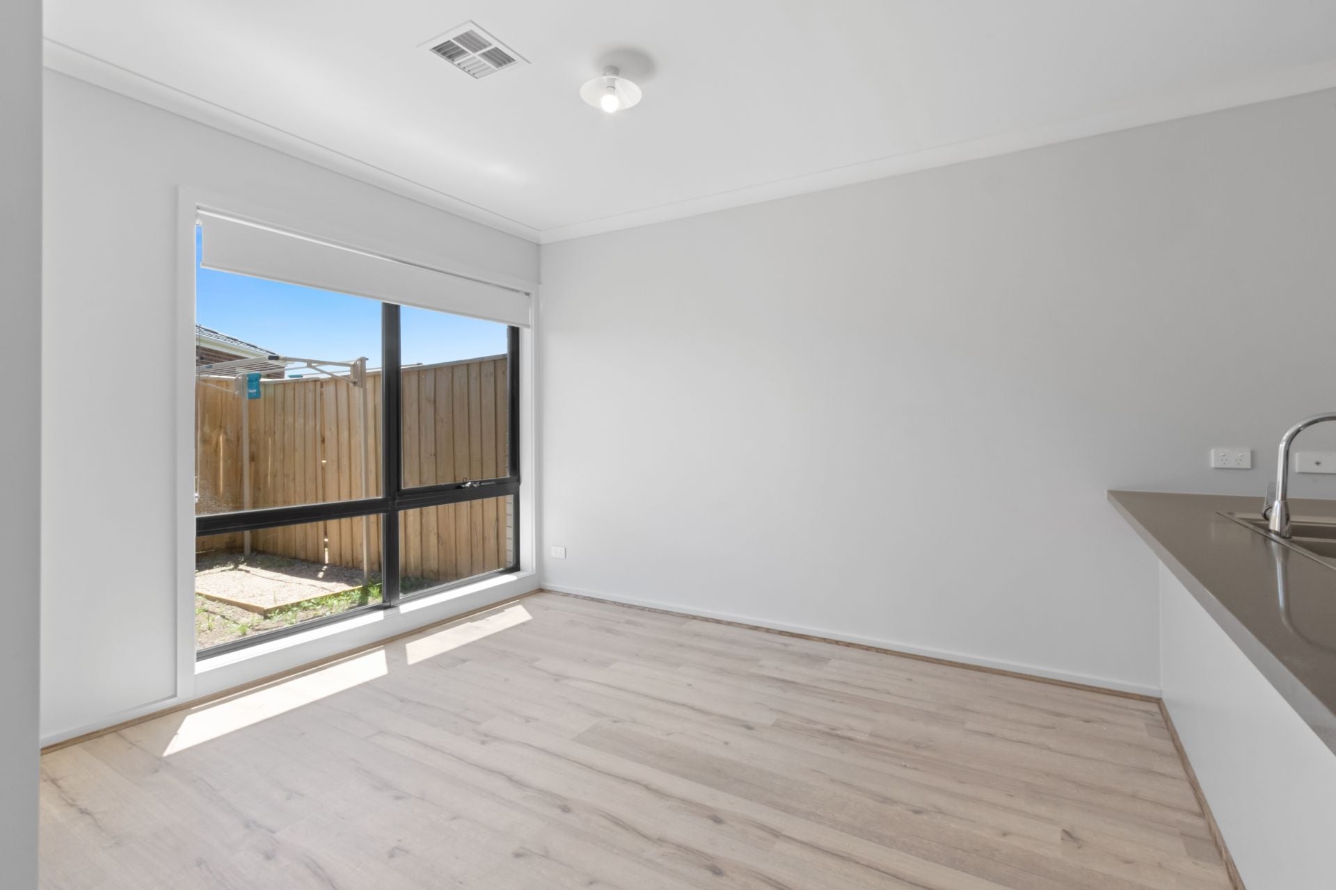 NEW BUILD with Parkland Views