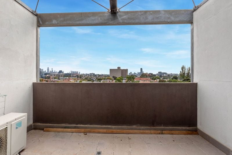 14/45 Wellington Street, St Kilda - Thumbnail 6