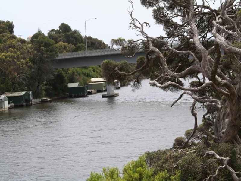 124 Nelson Boat Shed & Landing NELSON VIC, 124 Nelson Boat Shed & Landing Nelson - Thumbnail 2