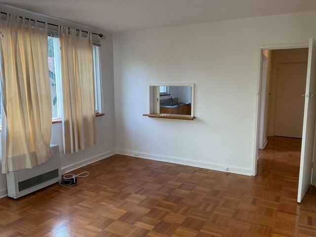 **Spacious and Sunny**