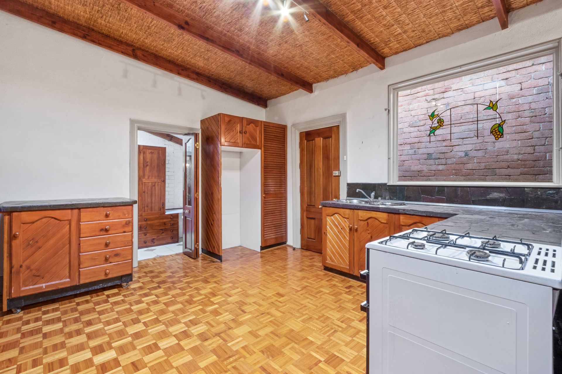 Gorgeous House in Perfect Location!