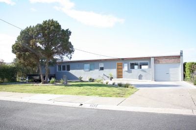 3
 
 
 
  
 
 
 1
 
 
 
  
 
 
 2
 
 
 
 
 
 
 
 24 Quinlan Crescent, Shearwater TAS 7307, Shearwater - Thumbnail 2