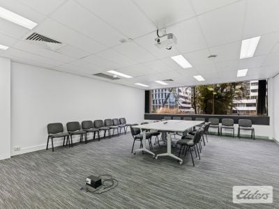 PLUG & PLAY SOUTH BRISBANE FITTED OFFICES!