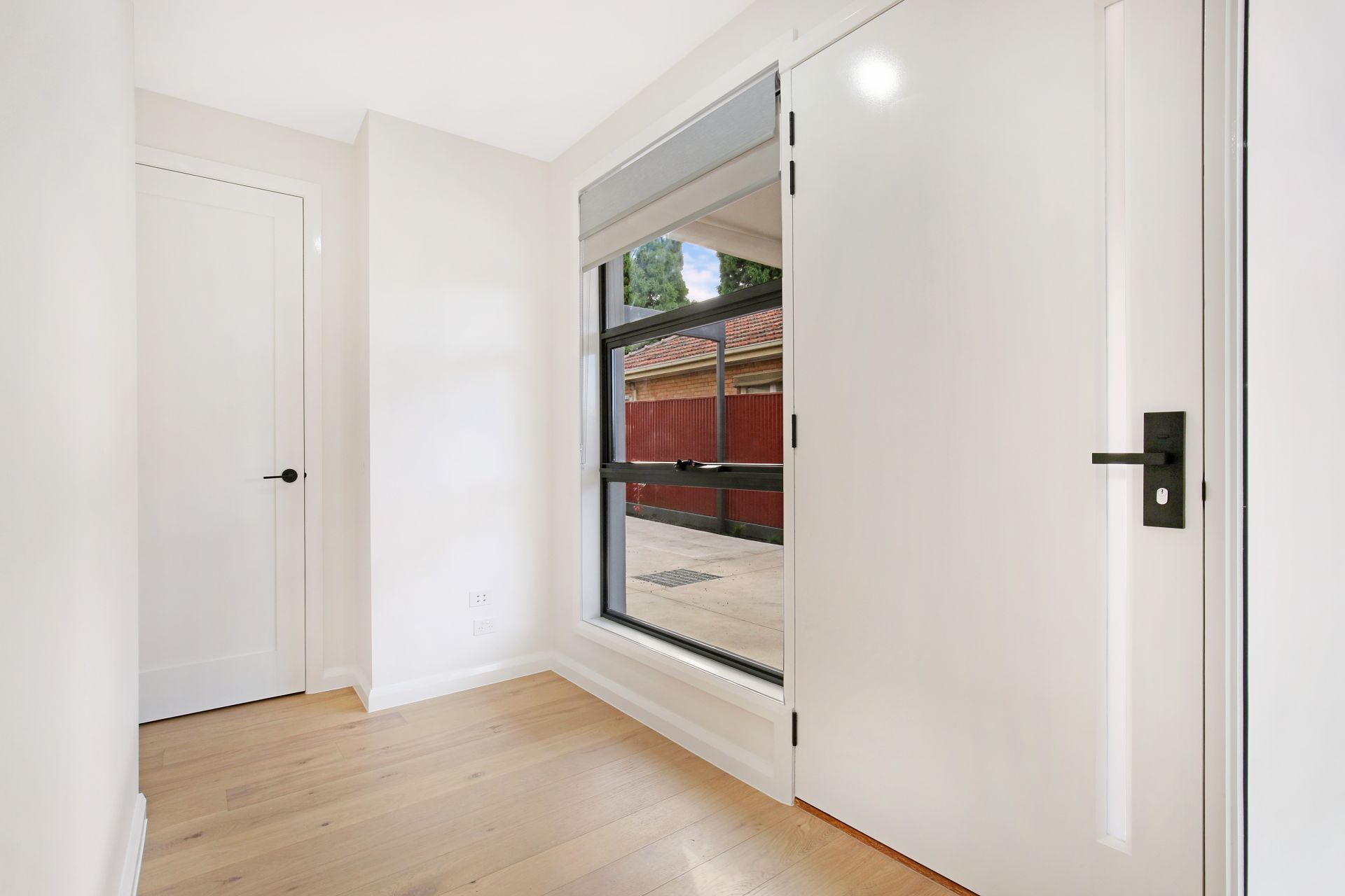 Well-Equipped Two Bedroom Townhouse in the Heart of Thornbury!