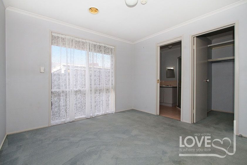 TUCKED AWAY IN A QUIET COURT **6 MONTH LEASE AVAILABLE**