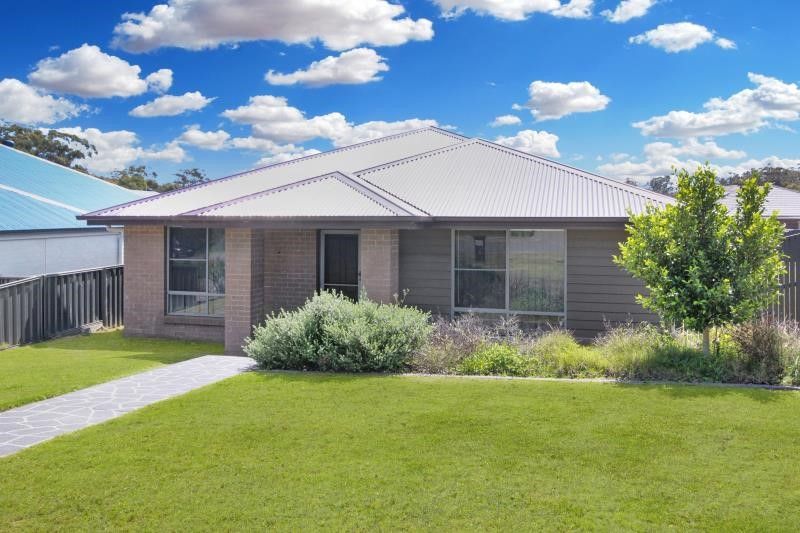 Real Estate For Lease 31 Ironbark Drive Fern Bay , NSW