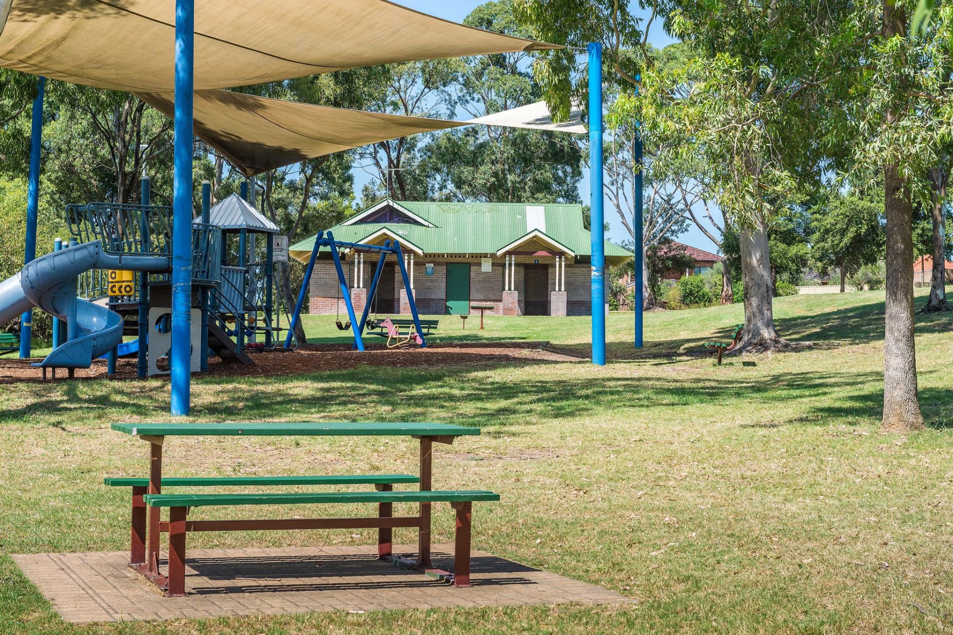 SOLD 'Waratah'  an Adorable Semi with Character and Style