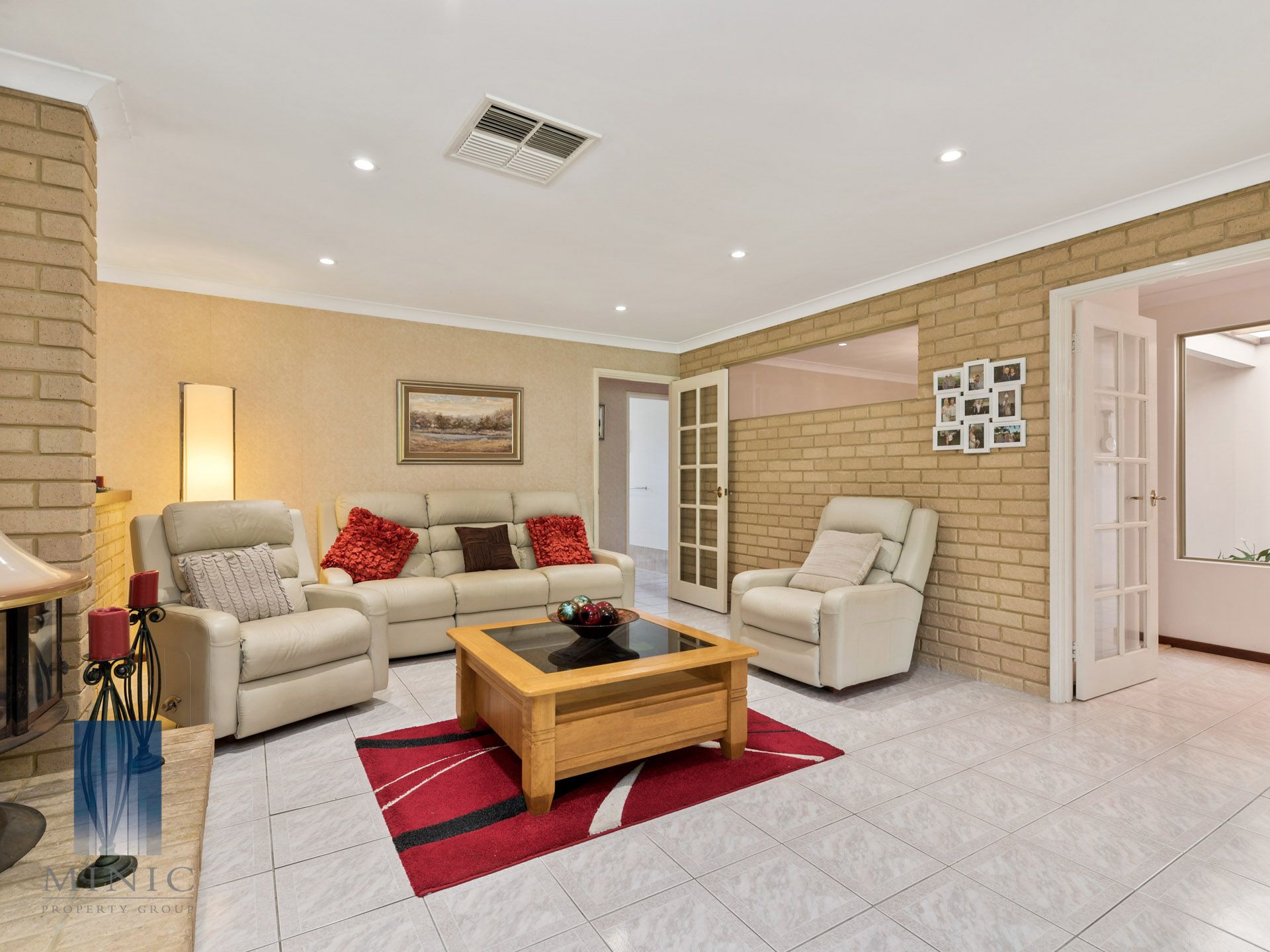 Real Estate For Sale 3 Curran Place Leeming , WA