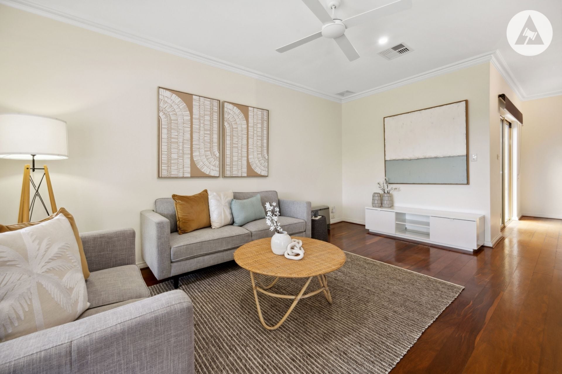 16 Shepherds Hill Road, Bedford Park - Thumbnail 4