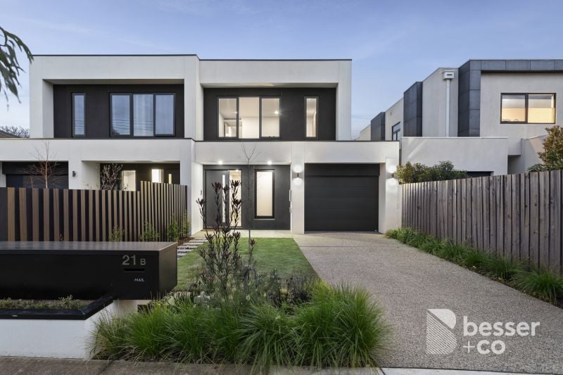 21B Maxwell Grove, Caulfield - Thumbnail 2