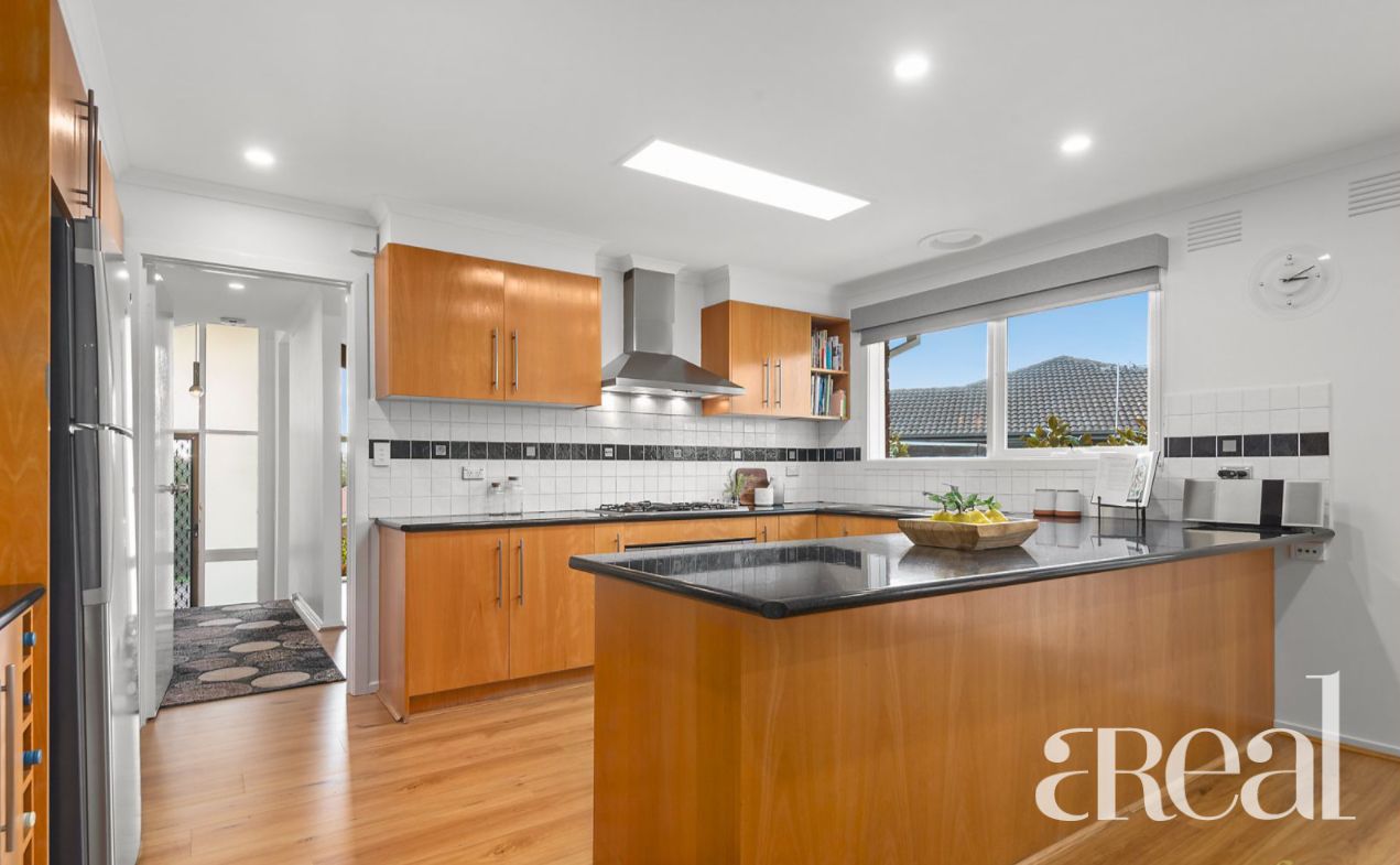 6 Caminole Wynd, Templestowe VIC