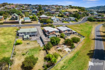 17 Winspears Road, East Devonport, East Devonport - Thumbnail 4