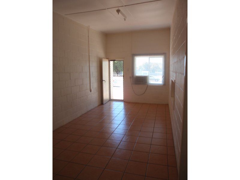 31 Hilary Street MOUNT ISA QLD, Mount Isa - Thumbnail 5