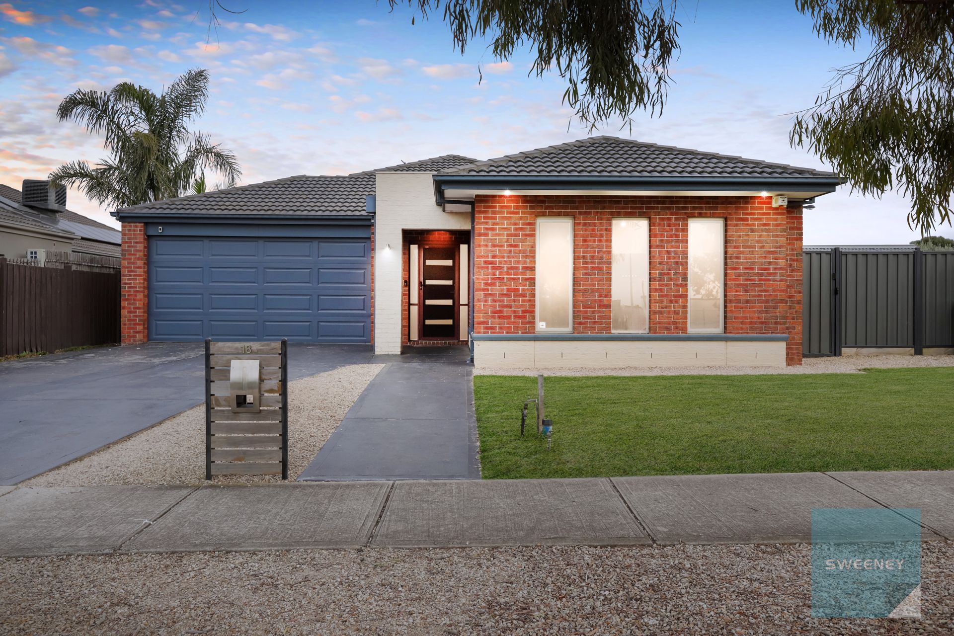 18 Freelands Drive, Burnside Heights - Thumbnail 2