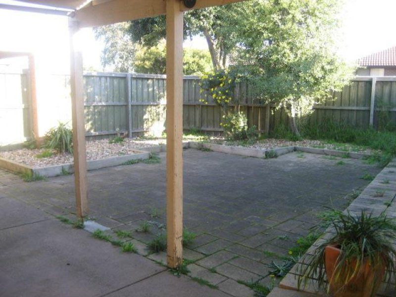 3 BEDROOM HOME IN A GREAT LOCATION!