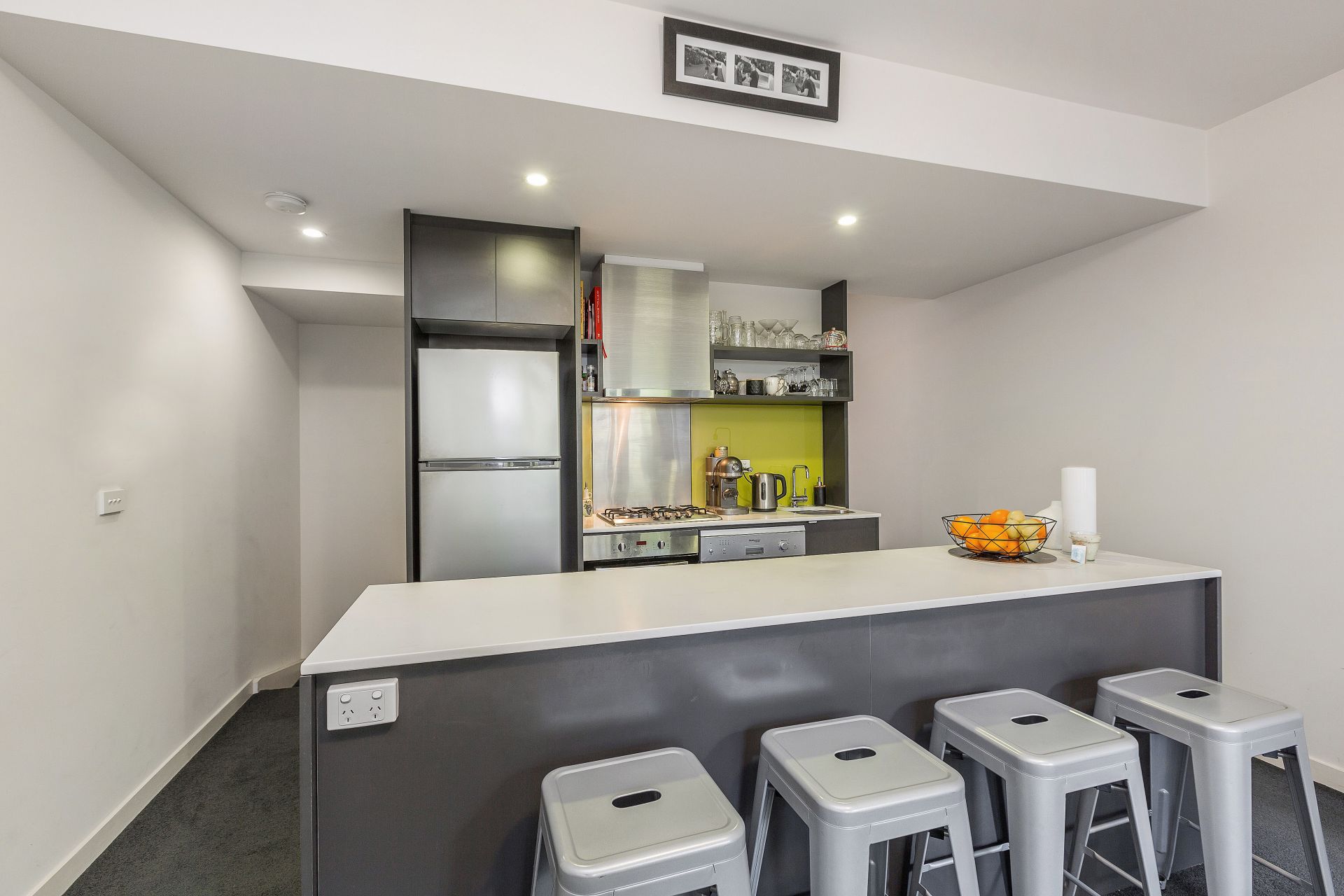 7 Cirque Drive, Footscray - Thumbnail 3