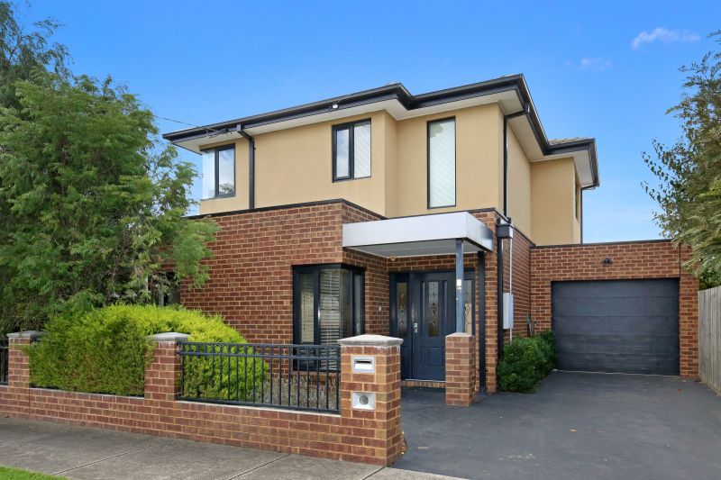 4 Bridgeton Street, Reservoir