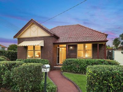 Period charm and modern comfort in prized location