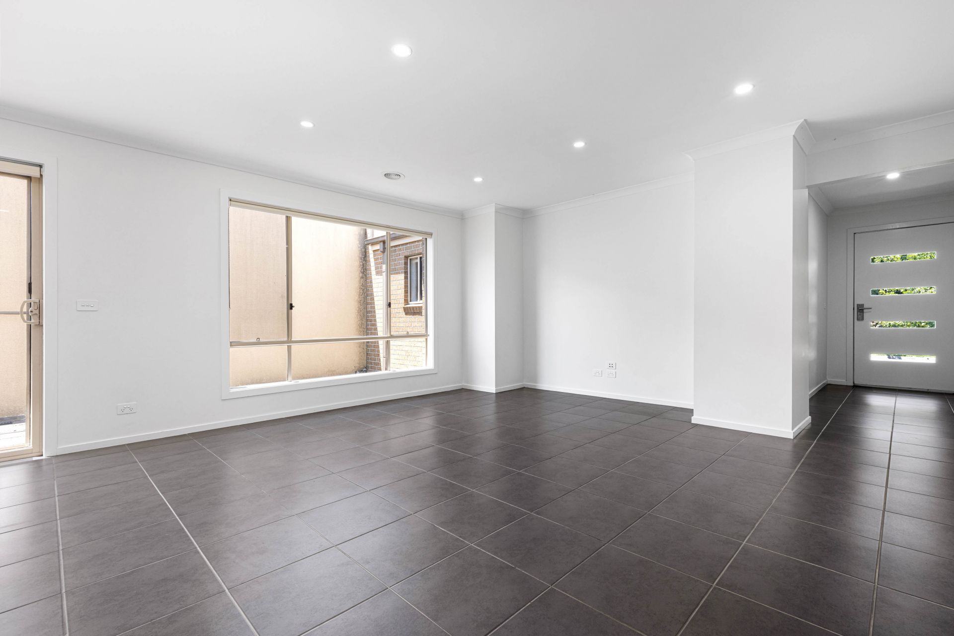 64 Warburton Drive, Lucas, Lucas - Thumbnail 6