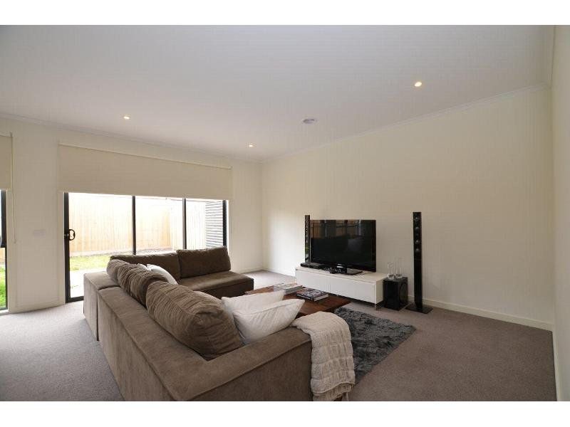 26 Souter Crescent FOOTSCRAY VIC, Footscray - Thumbnail 3