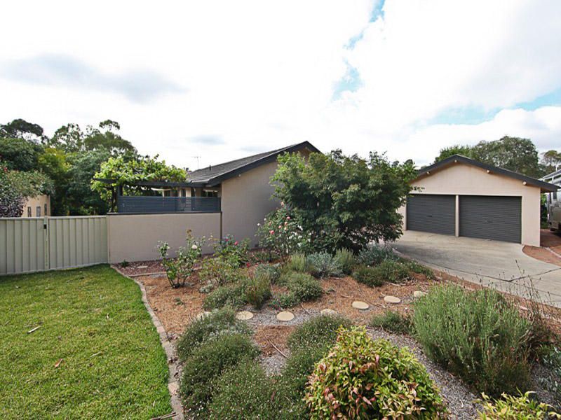 24 Beaumont Close, Chapman - Thumbnail 3