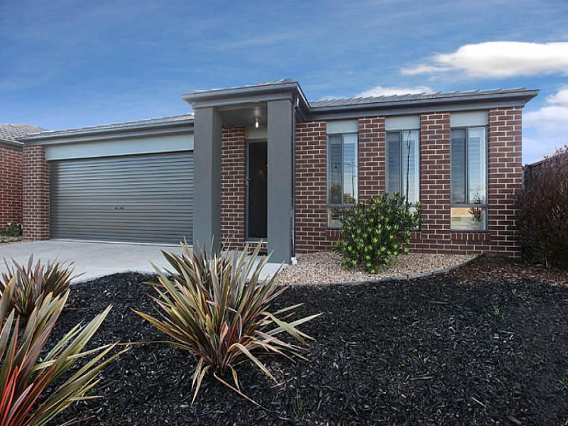 70 Tom Roberts Parade, Point Cook - Thumbnail 3