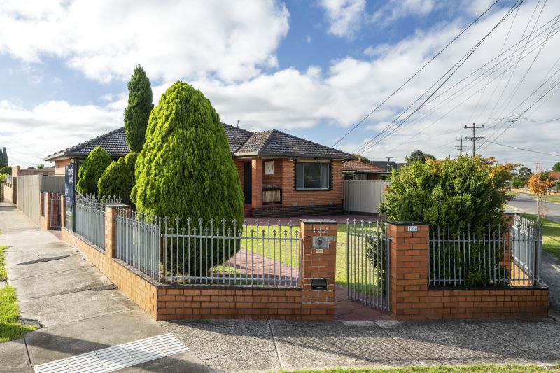 132 Mount View Road, Lalor
