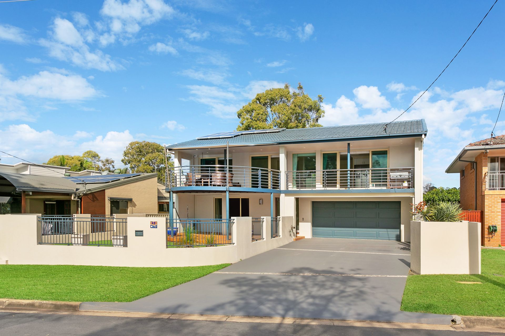 Real Estate For Sale 42 Philp Parade Tweed Heads South , NSW