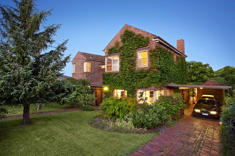 9 Fitzgerald Street, Balwyn - Thumbnail 2