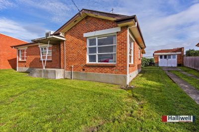 6
 
 
 
  
 
 
 1
 
 
 
  
 
 
 1
 
 
 
 
 
 
 
 9 Victoria Parade, Devonport TAS 7310, Devonport - Thumbnail 3