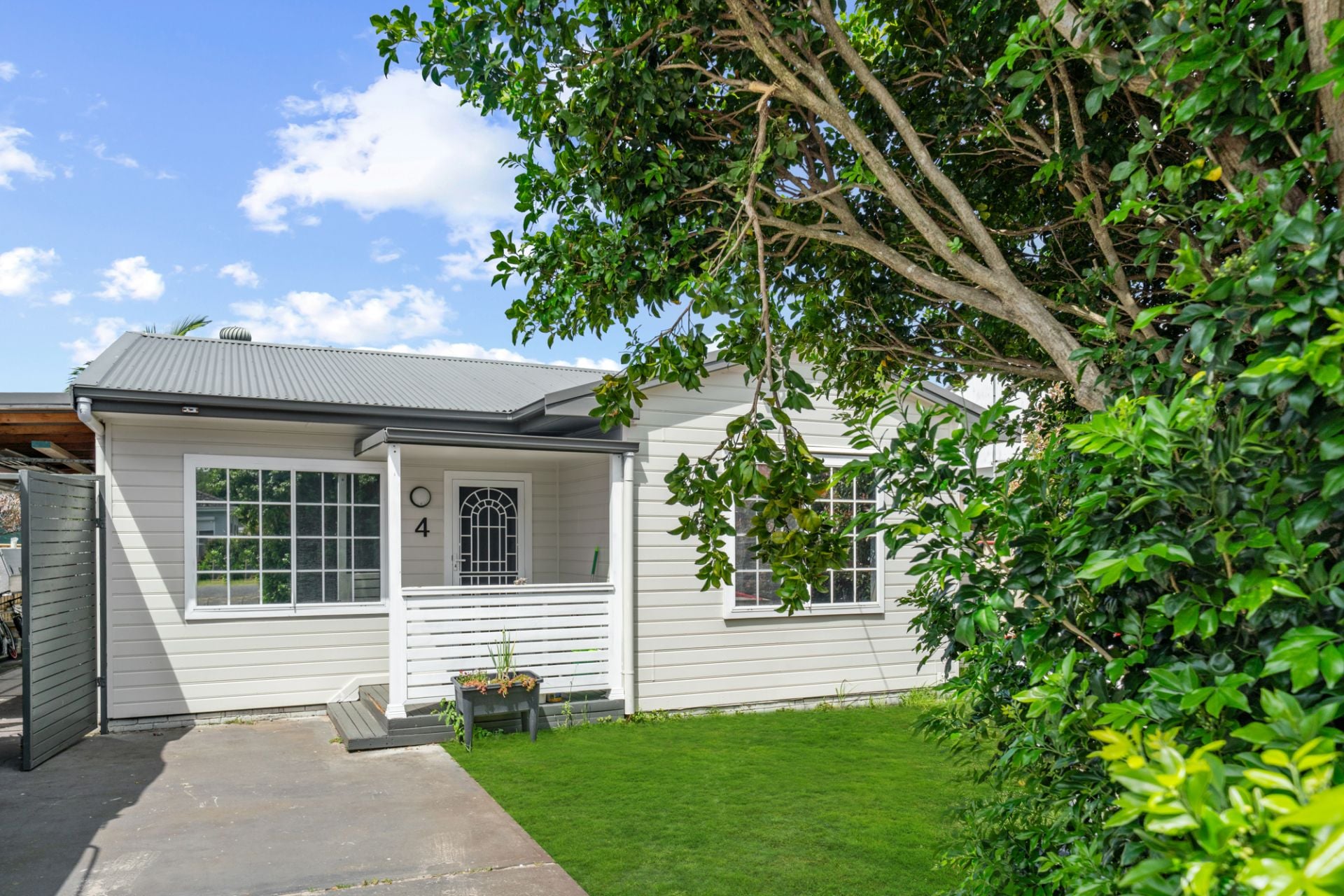4 Colo Road Woy Woy NSW, Woy Woy - Image 1