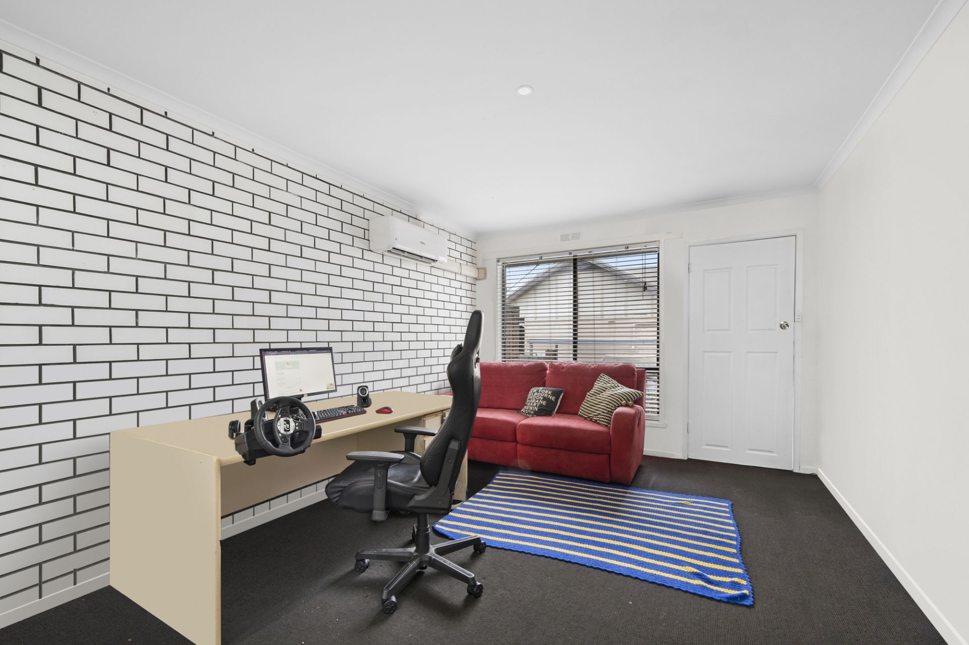 2/619 Neill Street, Soldiers Hill, Soldiers Hill - Thumbnail 4