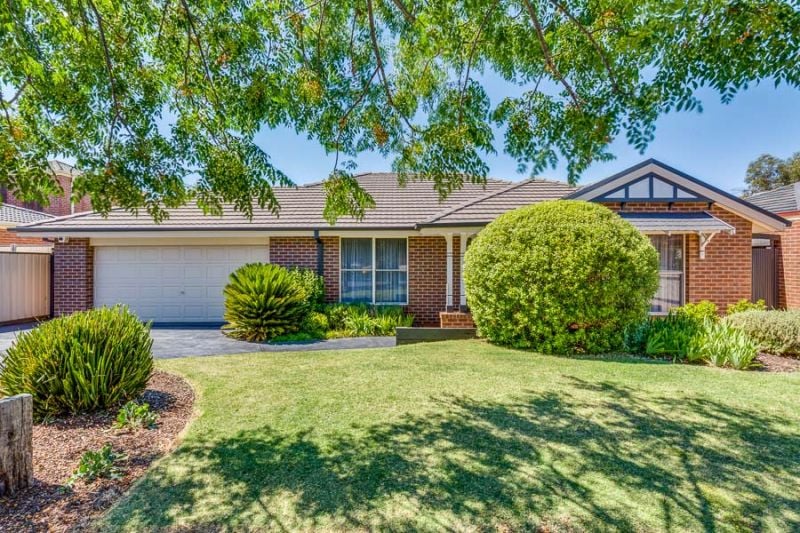 25 Grantleigh Drive, Bacchus Marsh - Thumbnail 2