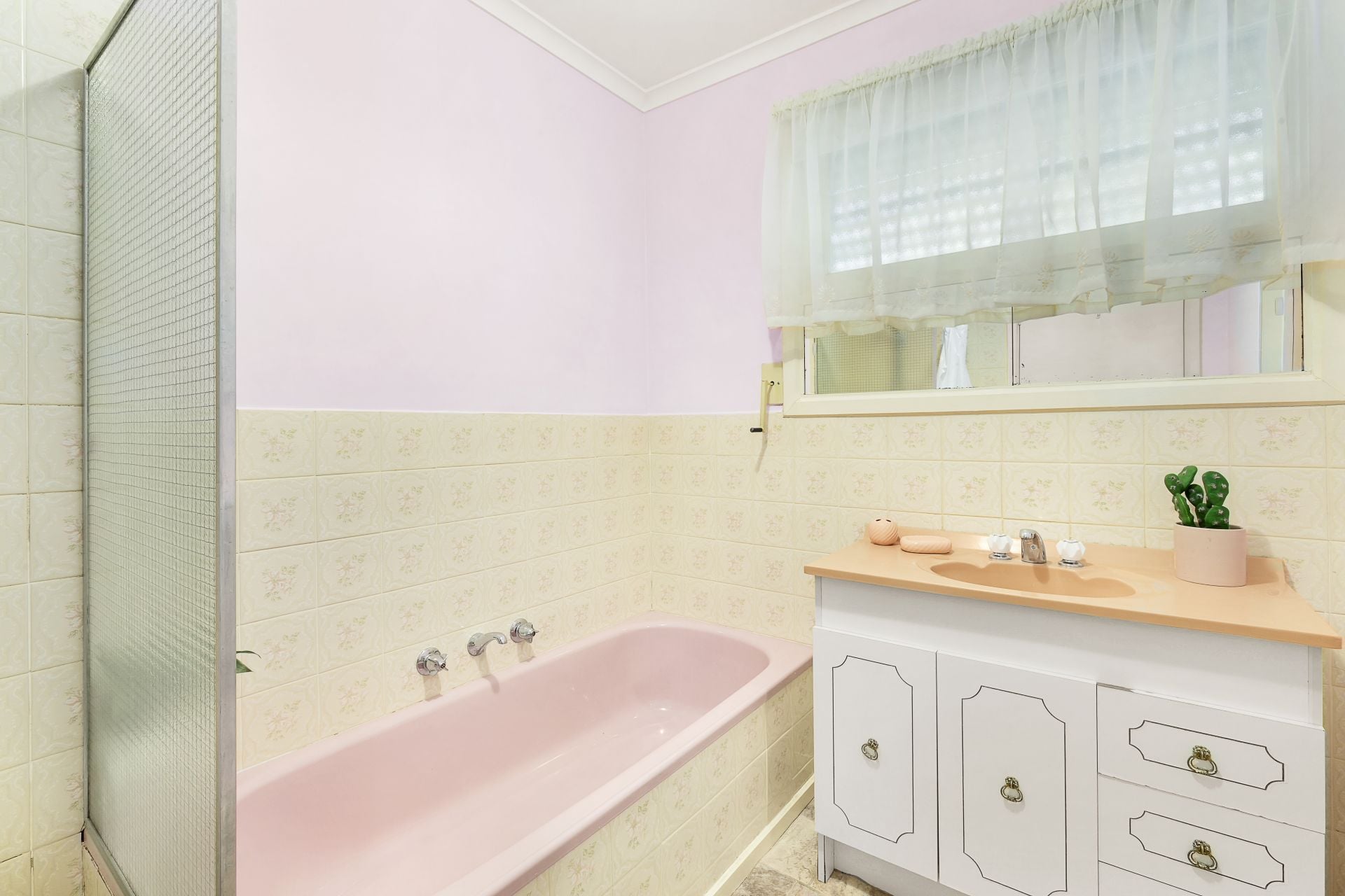 Retro Charm With Timeless Appeal