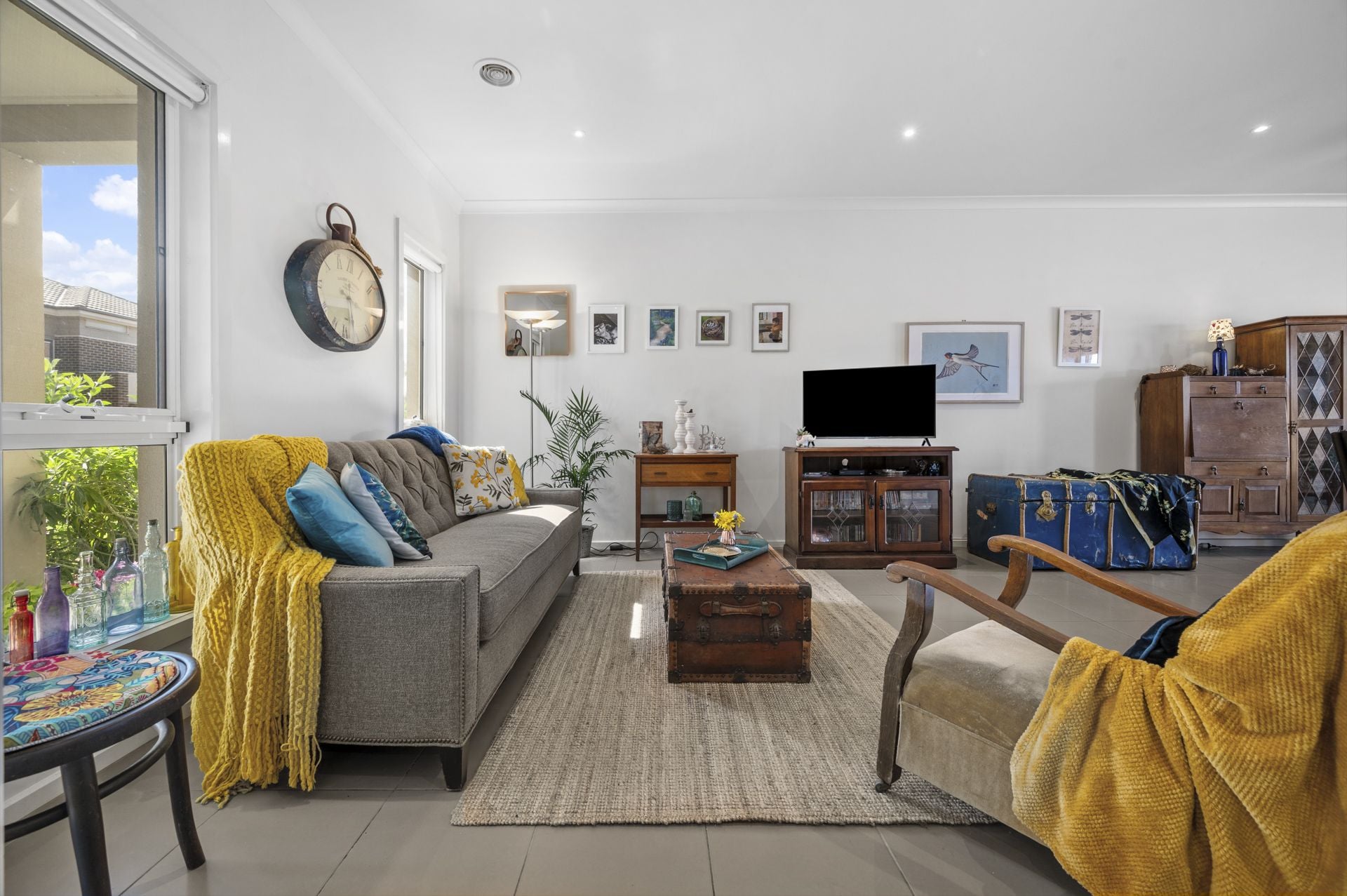Effortless Modern Living