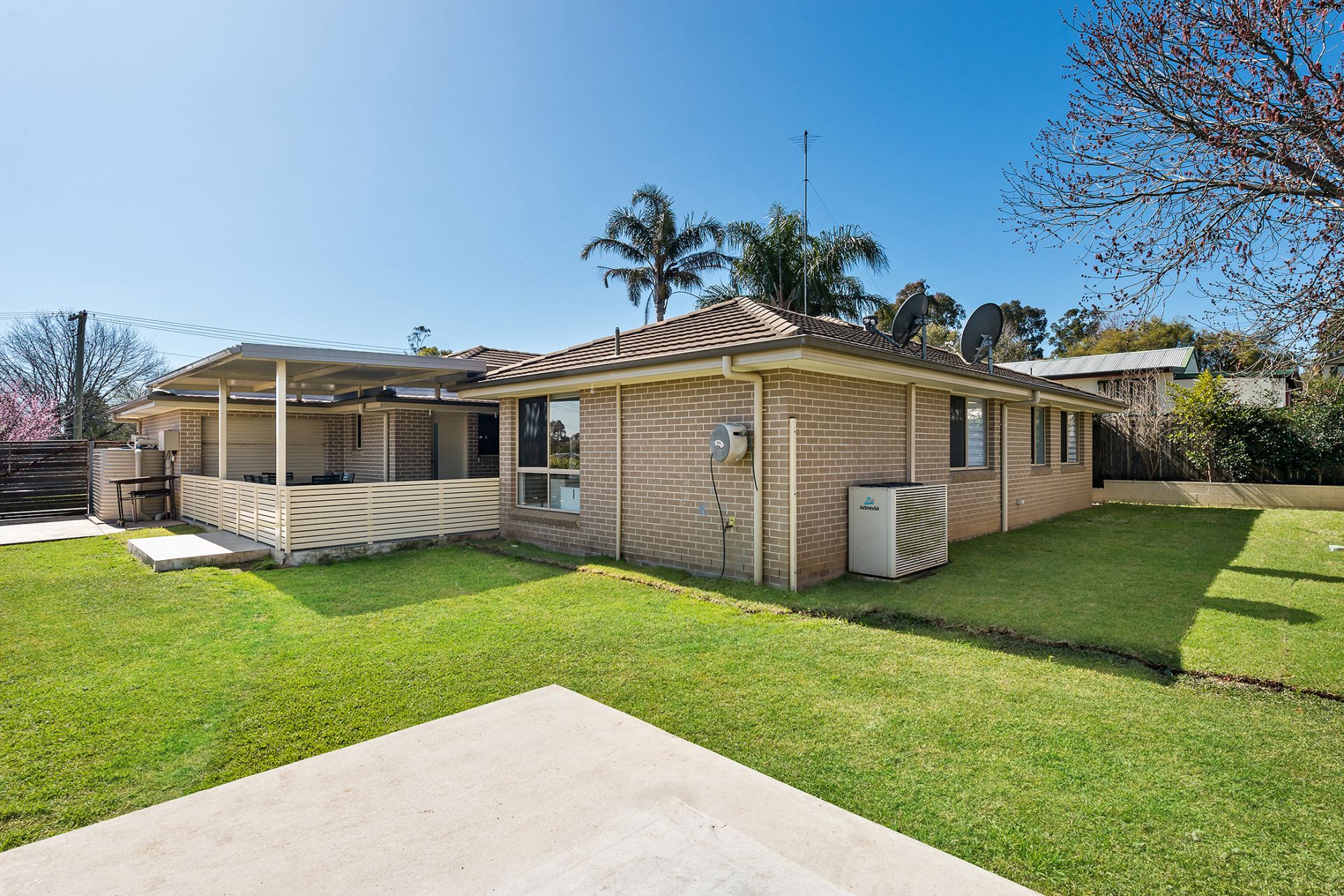 Real Estate For Sale 30 Burragorang Street The Oaks , NSW